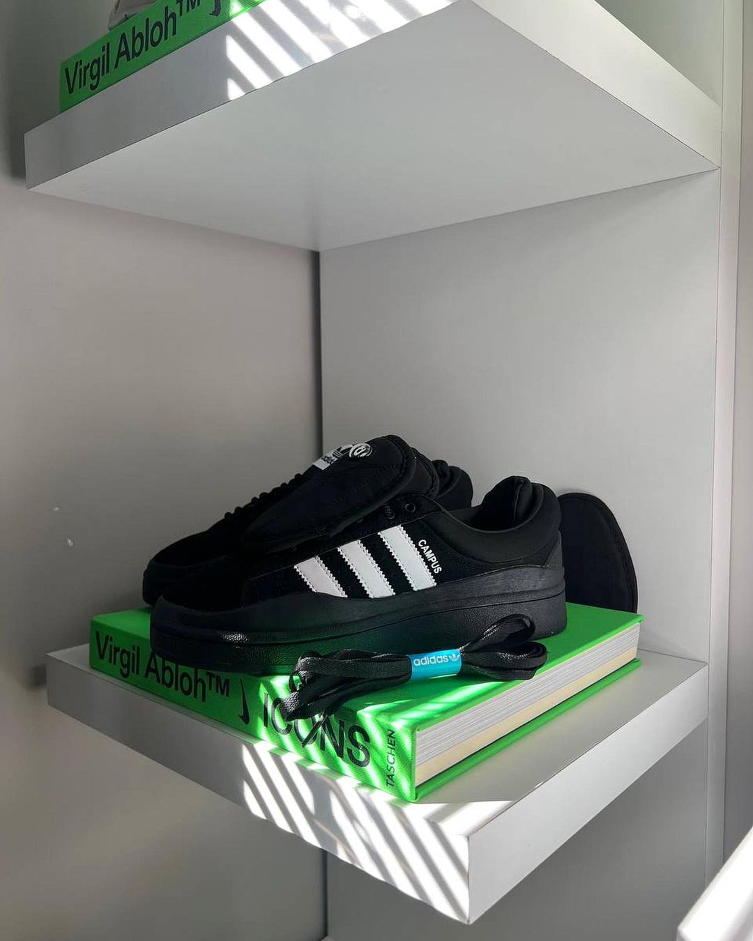 Adidas Campus x Bad Bunny Negro y Blanco